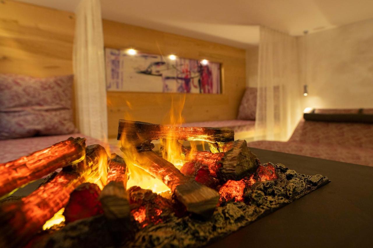 Hotel Lucia Дамульс Экстерьер фото
